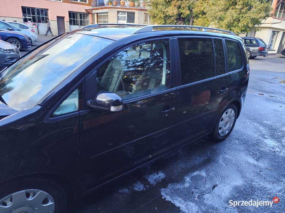Volkswagen Touran 20 TDI 140 Trendline 2009r