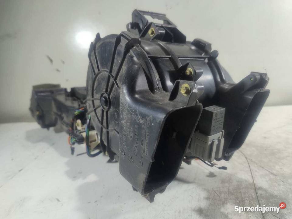 WENTYLATOR DMUCHAWA RENAULT VEL SATIS 8200010556 Dmuchawy