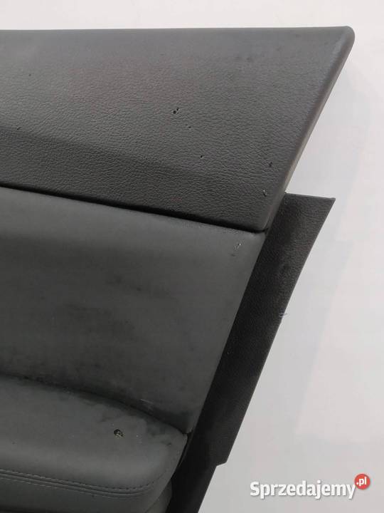 TAPICERKA BOCZEK PRAWY PRZÓD MASKOWNICA HARMAN