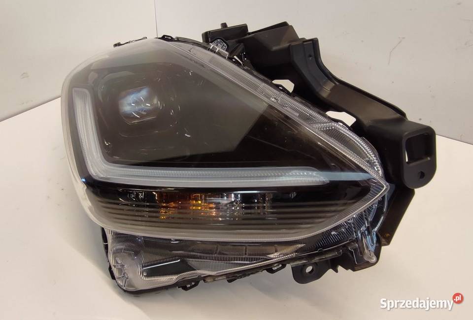 SUZUKI SWIFT MK9 LAMPA PRAWY PRZÓD ANGLIK RHD