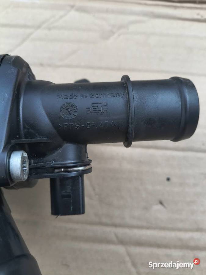 Obudowa termostatu termostat Skoda Audi sprzedam