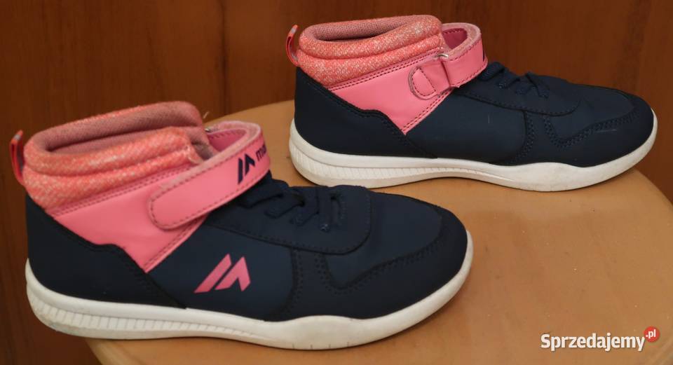 Buty sportowe dziewczynki firmy MARTES 33 Siedlce