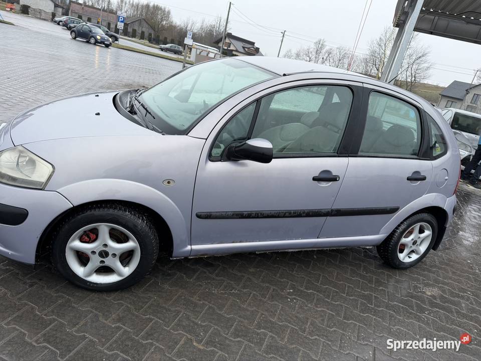 Citroena c3 14 benzyna 2003 nieuszkodzony sprzedam