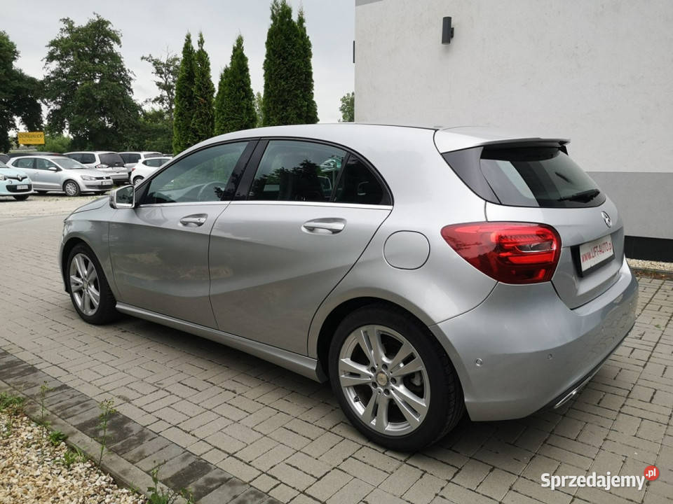 Mercedes A 180 16 16v 122 Klimatronik Navigacja lakier metallic dolnośląskie Strzegom