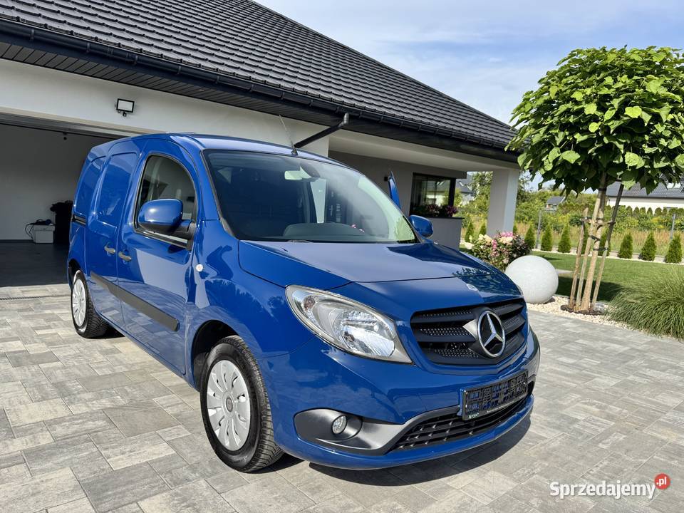 Mercedes Citan 109CDI 90 2 komplety kół sprzedam