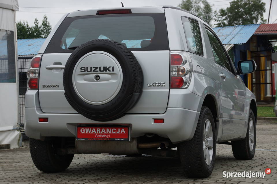 Suzuki Grand Vitara 16 Benzyna 106 4x4 garażowany sprzedam