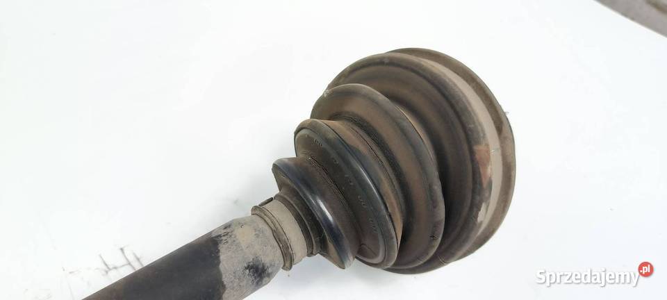 PÓŁOŚ PRAWA PRZÓD VOLKSWAGEN PASSAT B5 LIFT osobowe Lipno