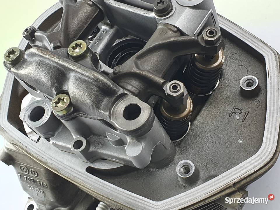 Glowica Prawa Walek Rozrzadu Zawor Bmw R 1200 Gs