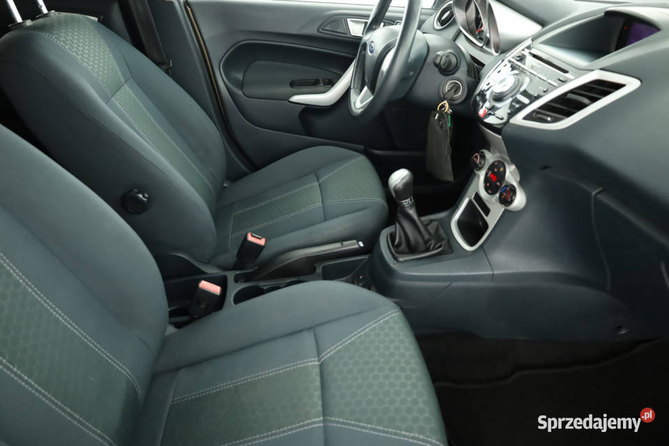 Ford Fiesta 14 TDCi isofix Piaseczno sprzedam