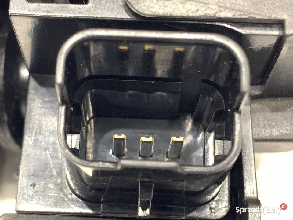 ZAMEK KLAPY TYŁ PEUGEOT 3008 SUV 9816195380 osobowe