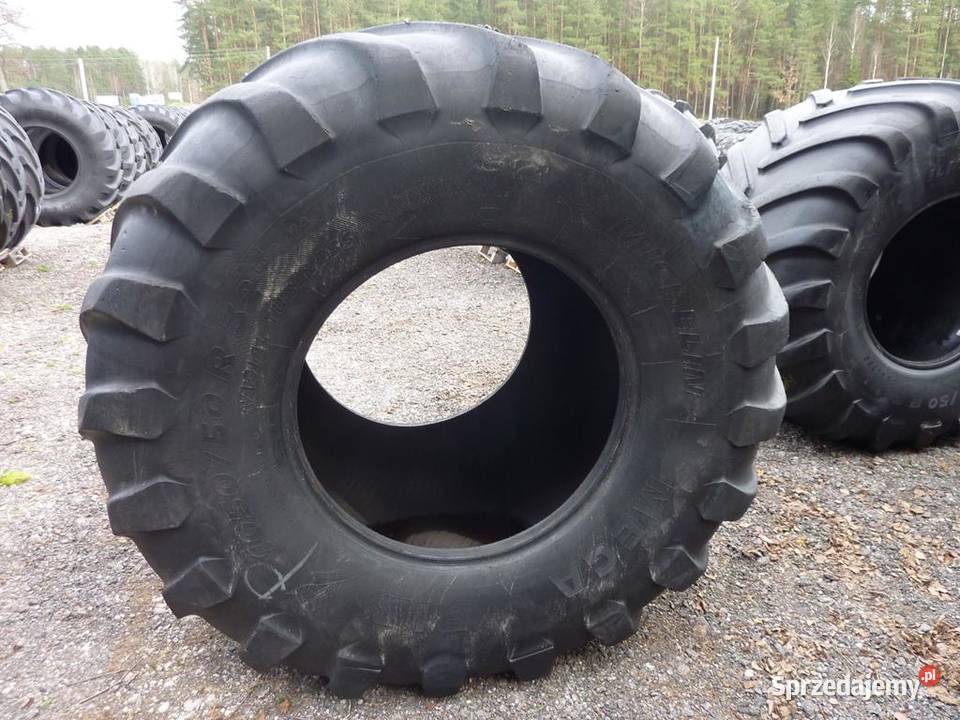 2x Opona używana rolnicza 105050R32 MICHELIN 700 Zaścianki sprzedam