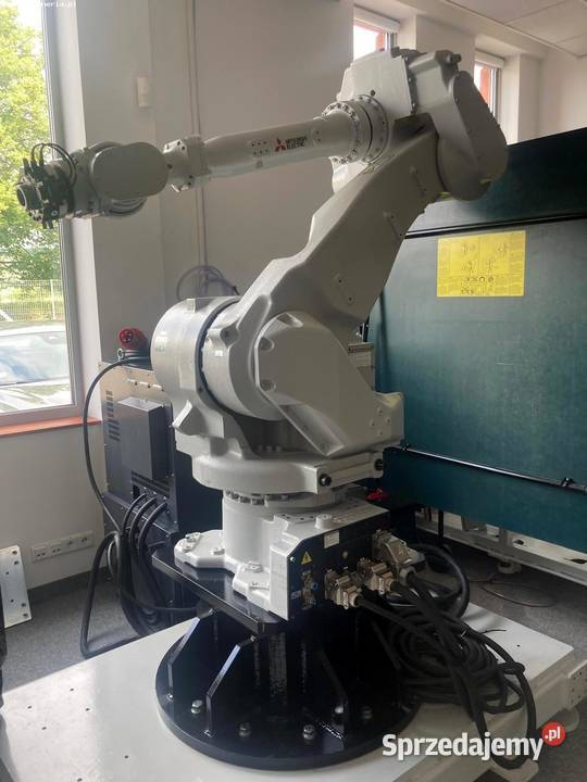 Robot przemysłowy MITSUBISHI RV70FMD1S15 Produkcja Jelenia Góra