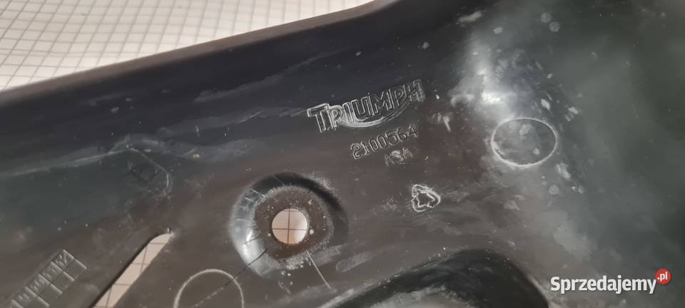 Triumph Street Triple 675 osłona chłodnicy prawa