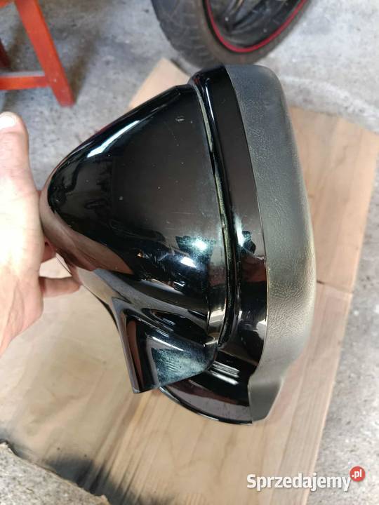 Harley 082013 gołębnik prawy osłona