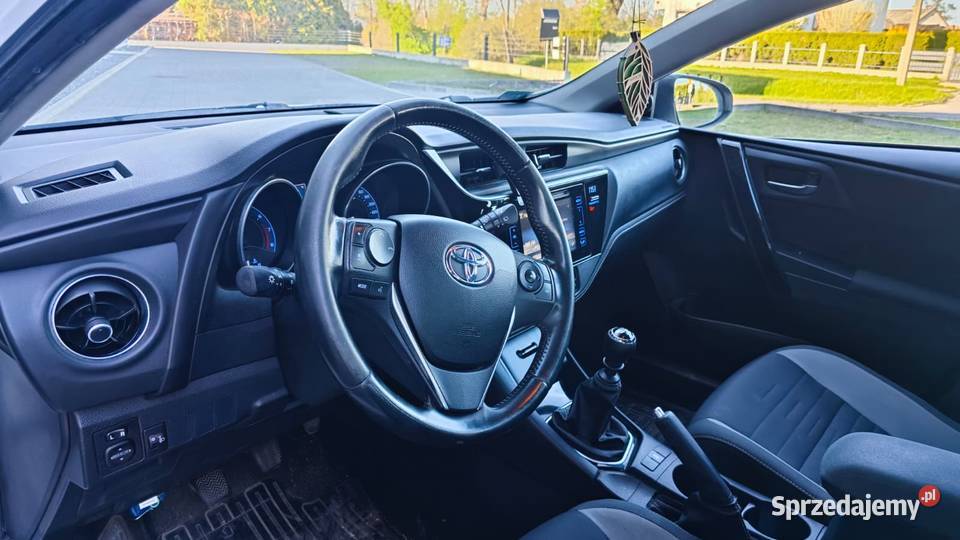 Toyota Auris II I właściciel FV23 Comfort Zarejestrowany w Polsce śląskie Katowice