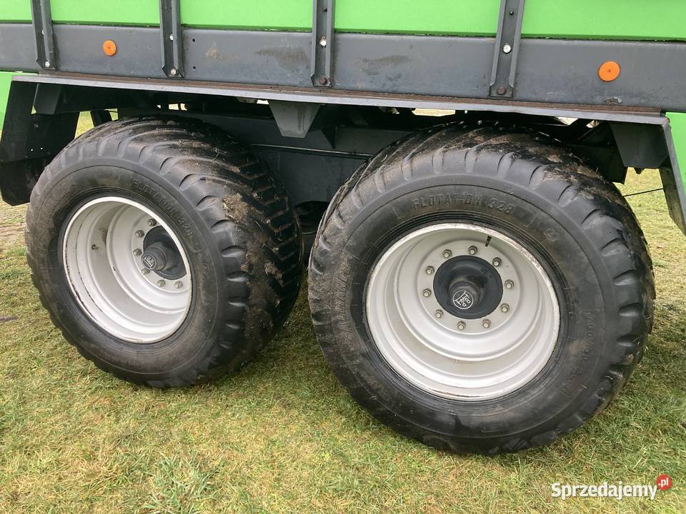 Sprzedam przyczepę samozbierającą Deutz Fahr Złotów