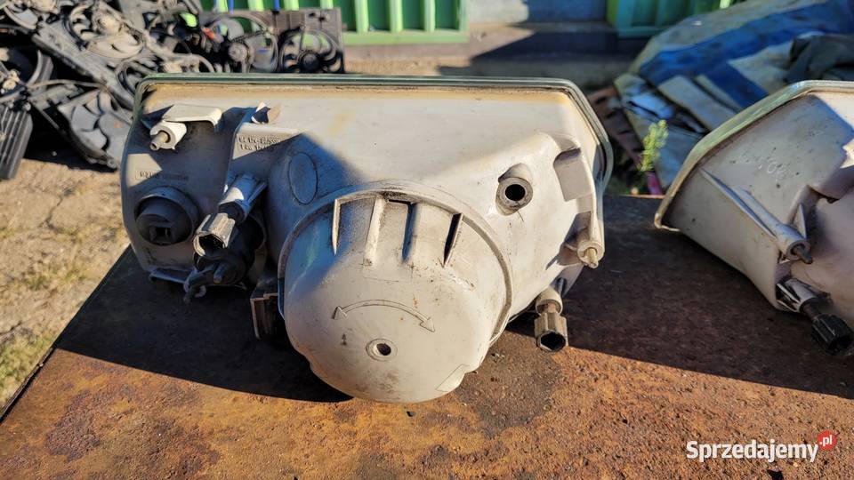 Lampy przednie Skoda Favorit mazowieckie Łagów