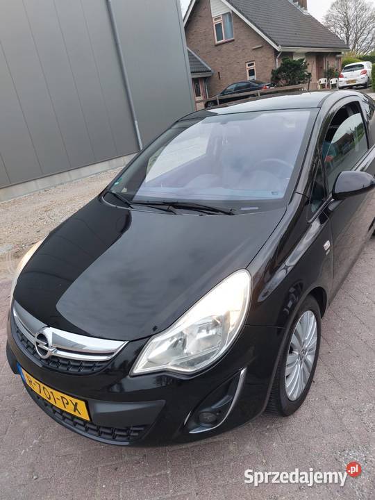 Opel Corsa 2011 Benzyna Bogate wyposażenie Corsa Zamość