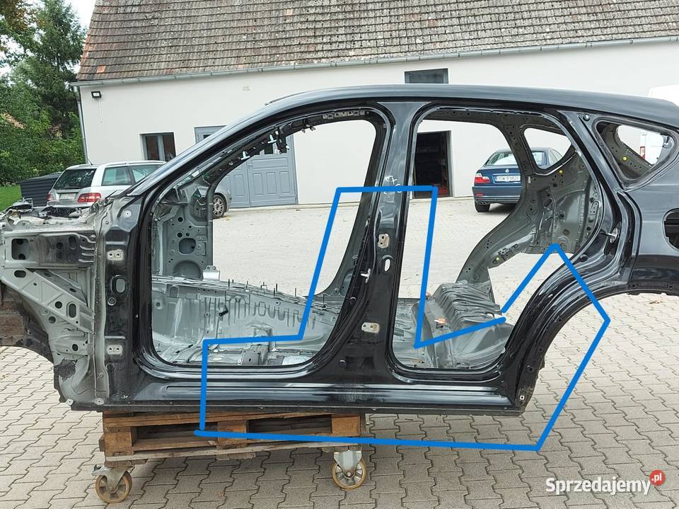 Mazda CX60 2023 próg lewy słupek środkowy