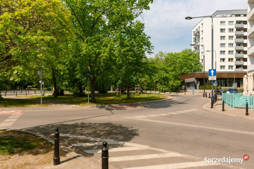 Mieszkanie na Powiślu widok na park dobra Nieruchomości Warszawa