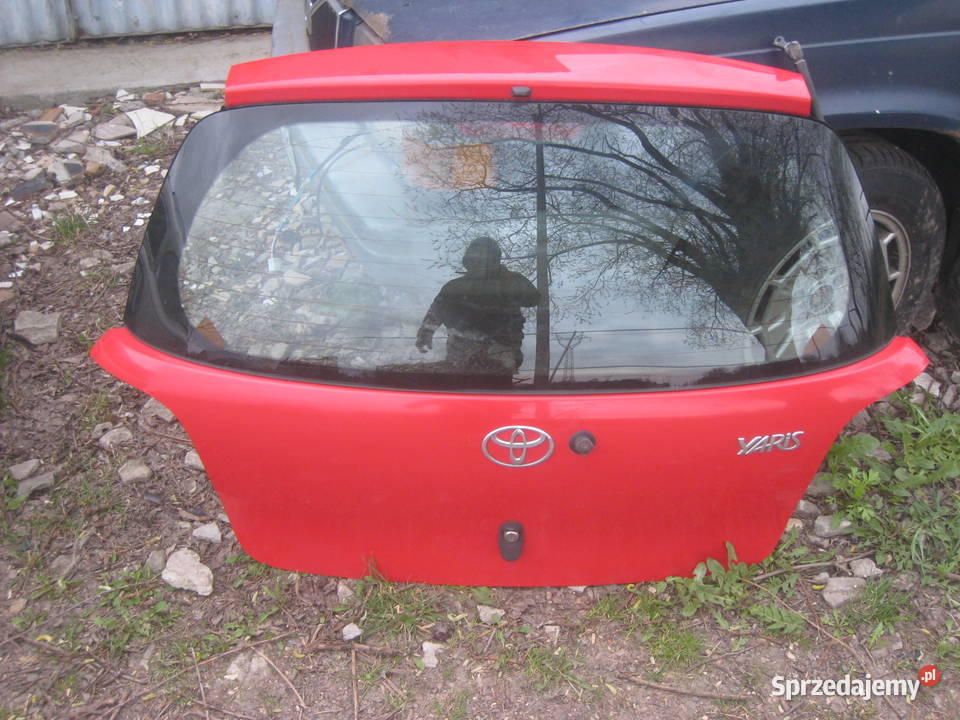 klapa tylna tył Toyota Yaris I 9906 Czerwona Kraków sprzedam