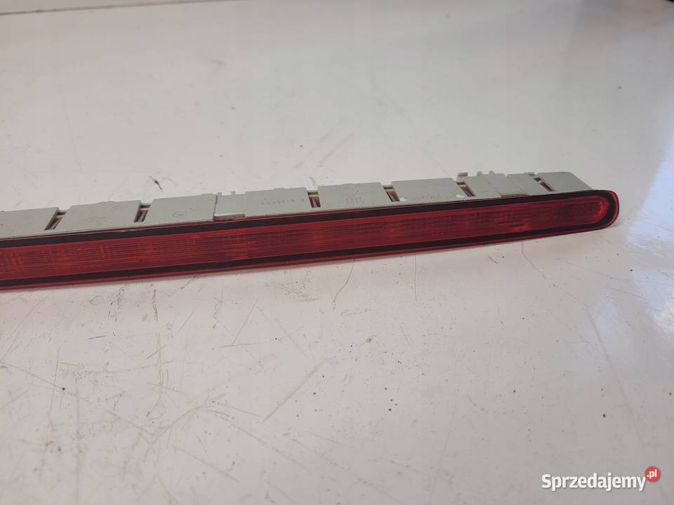ŚWIATŁO STOP STOPU AUDI A3 8P CABRIO 8P7945097 Przystajń
