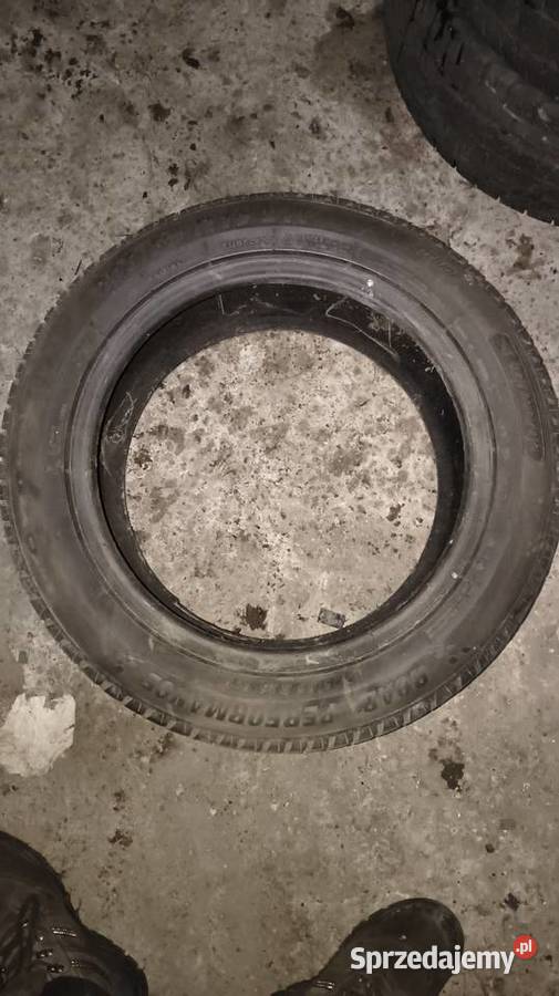 Uszkodzona opona Kormoran Road Performance 20555 lato sprzedam