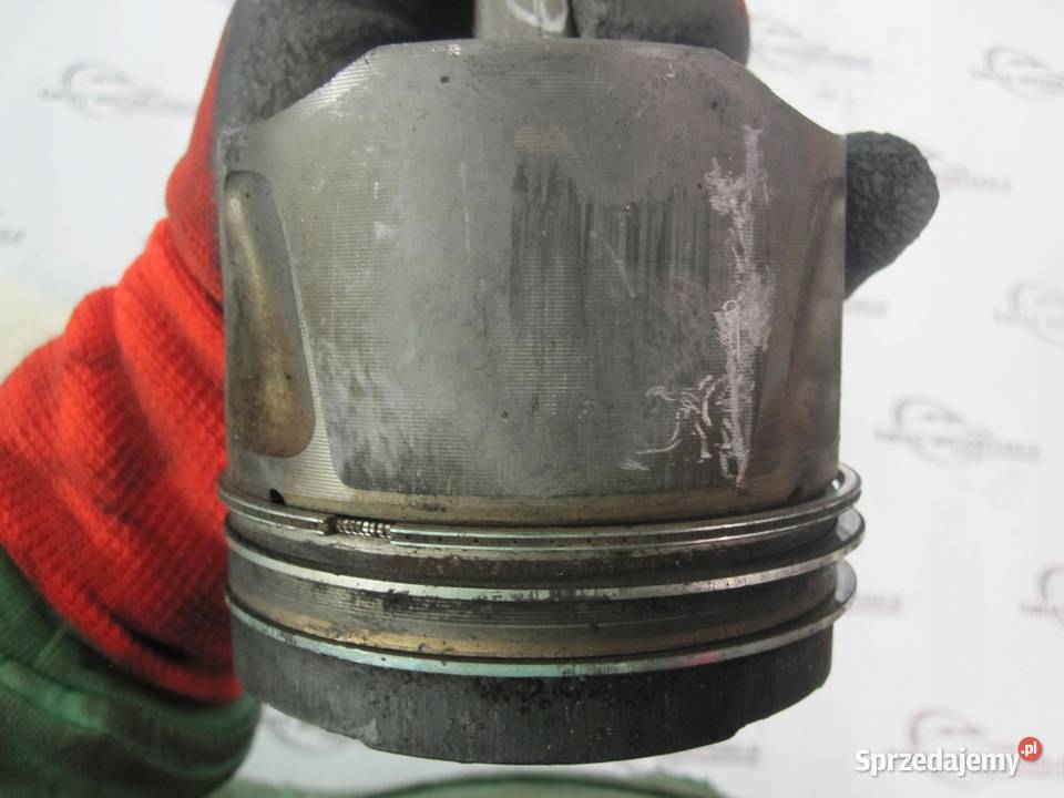 INSIGNIA ZAFIRA ASTRA 20 CDTI A20DTH tłok Kielce