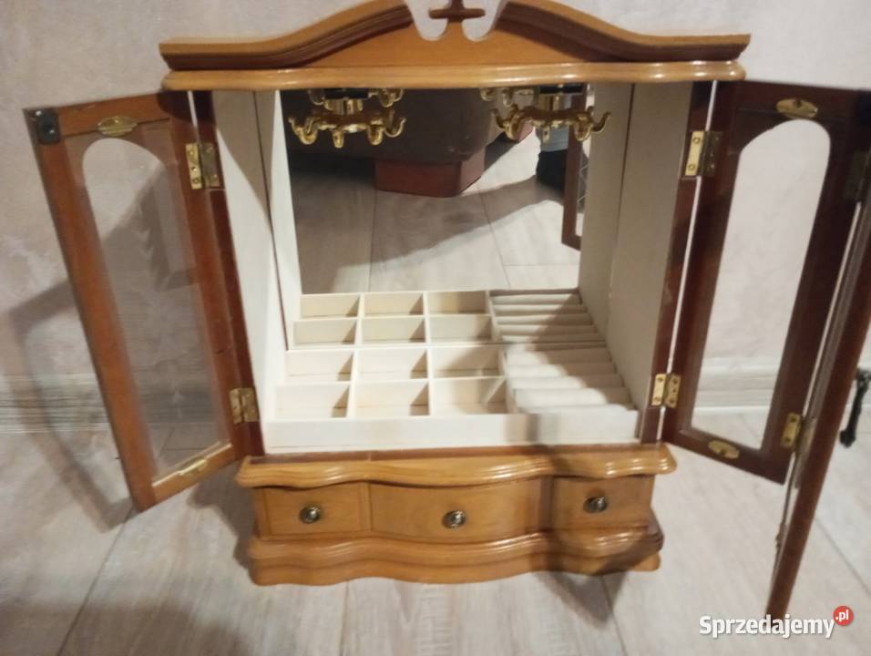 Szkatułka drewniana wysoka 41 szafeczka Biłgoraj