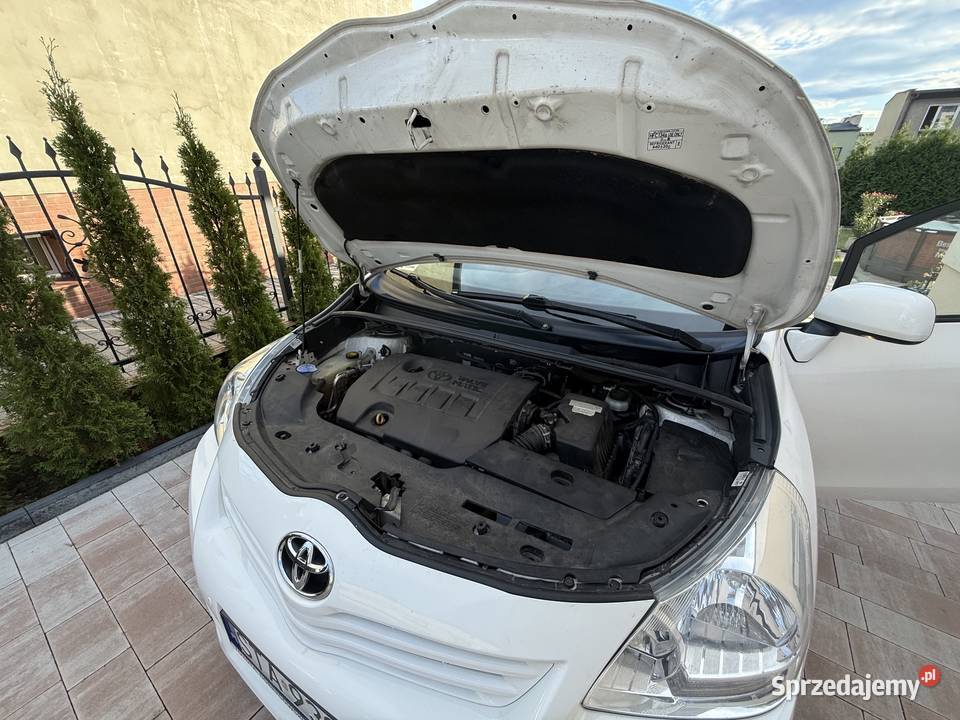 Toyota Verso 7 osobowa dach panoramiczny nieuszkodzony