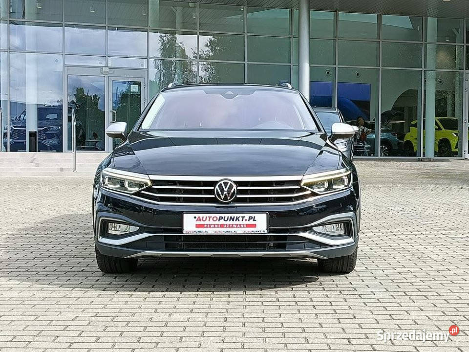 Volkswagen Passat 2022r FV 23 Napęd 4x4 Harman 200KM sprzedam