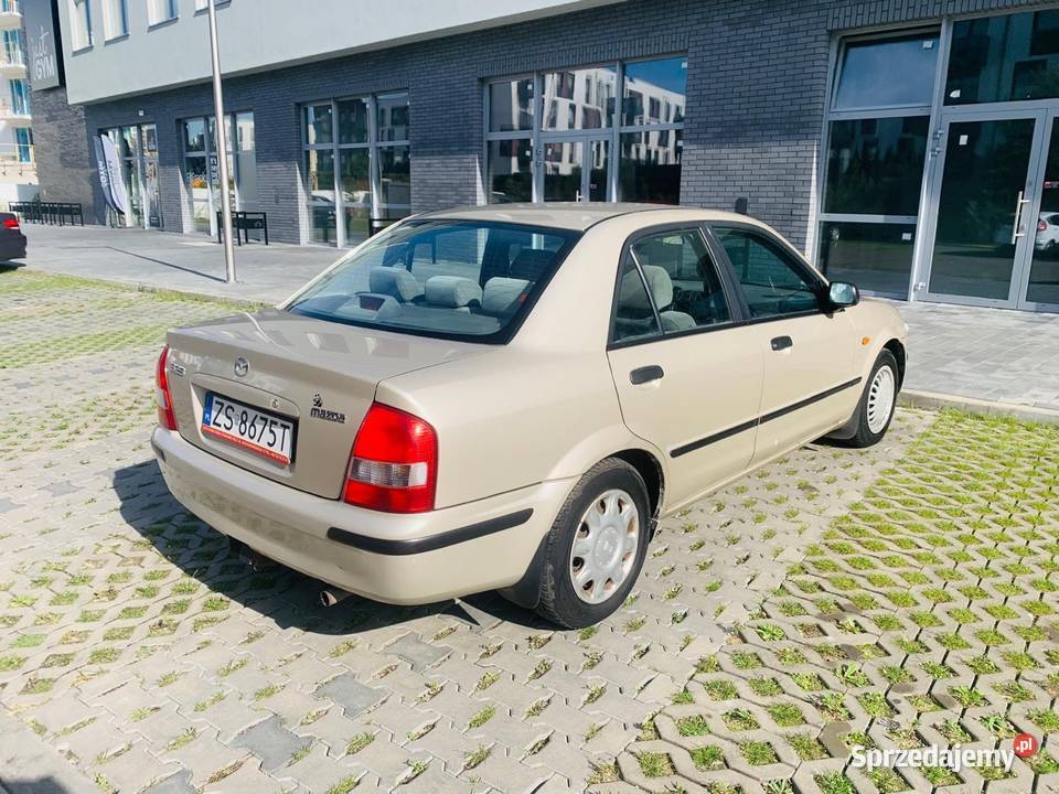 Mazda 323 sedan benzyna Szczecin