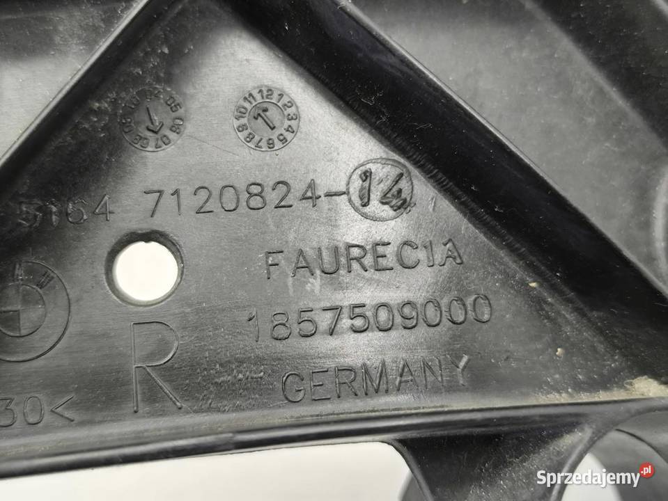 SLIZG LAMPY PRAWY PRZÓD BMW 1 E87 E81 LIFT 16