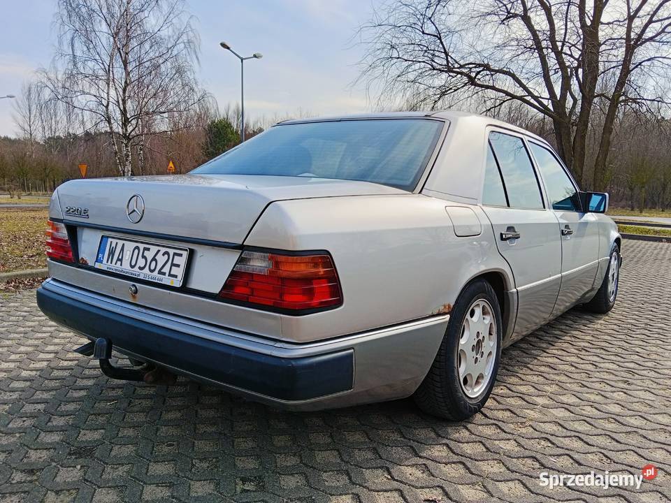 MercedesBenz W124 22 Mercedes 220E 92 LPG Rok produkcji 1992