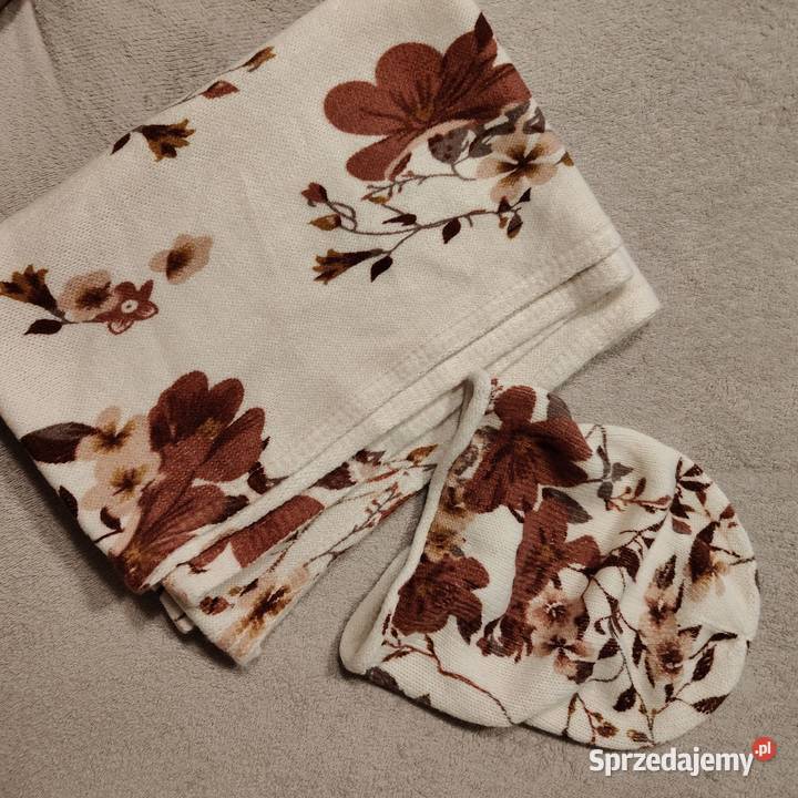 Czapka i komin w kwiaty Warszawa