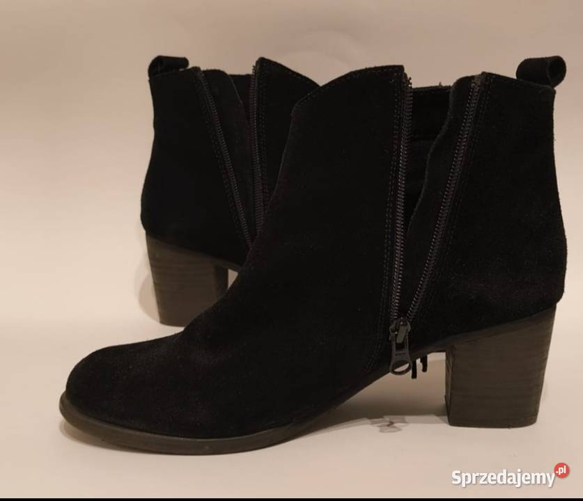 Botki z naturalnego zamszu Nadarzyn sprzedam