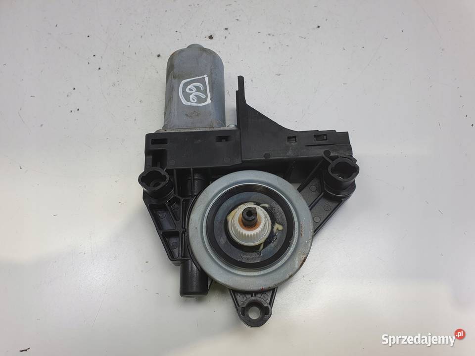 Volvo V40 II 1216r SILNICZEK SZYBY lewy przód Chełm
