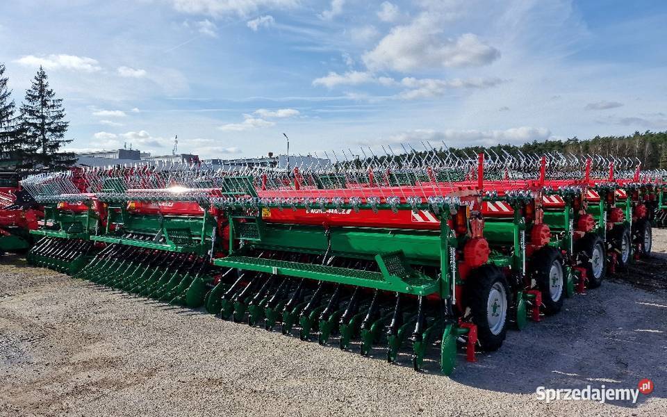 Siewnik zbożowy stopkowy 25m SR250 AGROMASZ