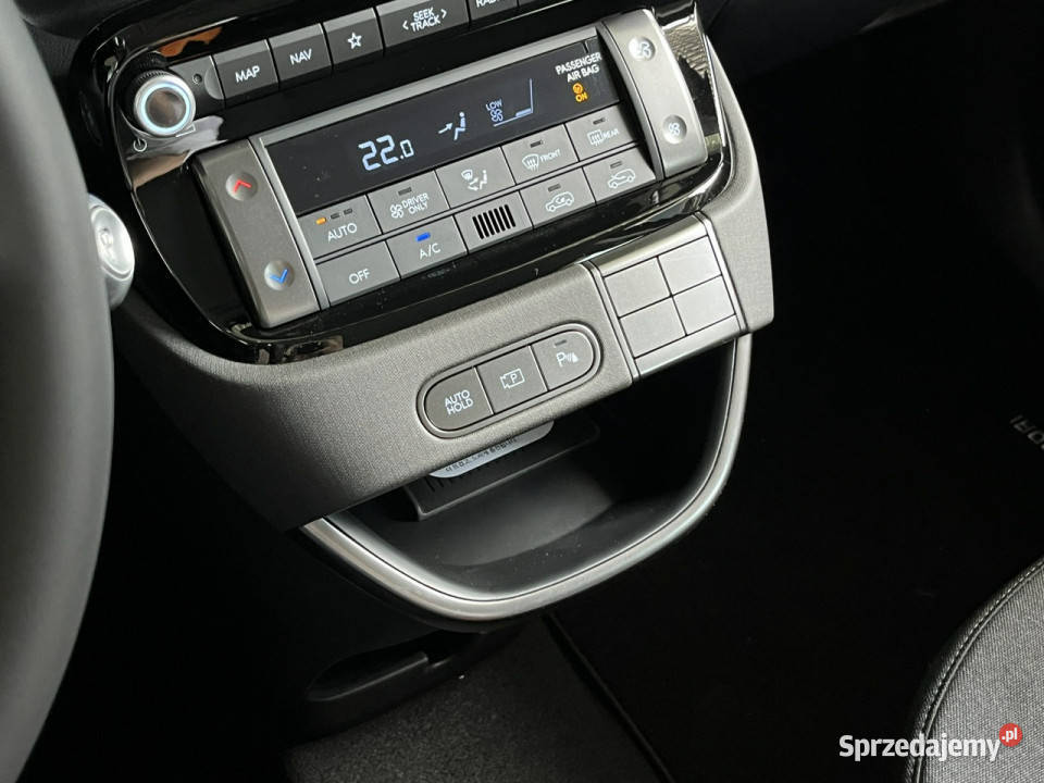 Hyundai Inster Moc 115 Bateria 49 kWh wersja 0cm3 łódzkie Piotrków Trybunalski