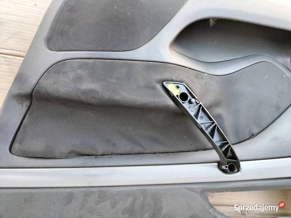 Skoda Octavia II 2 BOCZEK DRZWI PRAWY PRZÓD Kamień-Kolonia