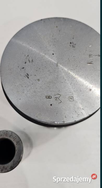 Tłok nominalny pierścienie stworzeń tłoka Lubliniec