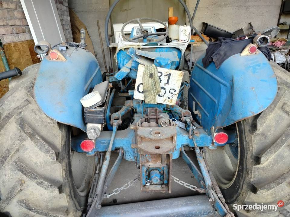 Ciągnik Ford 3000 do negocjacji