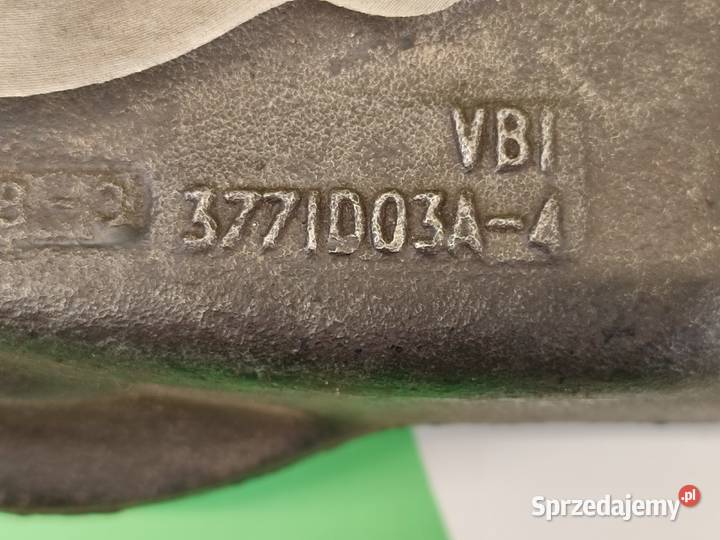 Pompa wody 3771003A Perkins AB Manitou MLT 728 Pozostałe wielkopolskie Wilkowo
