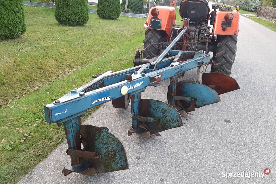 Pług zagonowy średni 4x30 do wiekszych ciagników małopolskie Dąbrowa Tarnowska