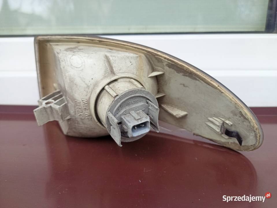 Ford Mondeo MK1 kierunkowskaz kierunek prawy Sieradz