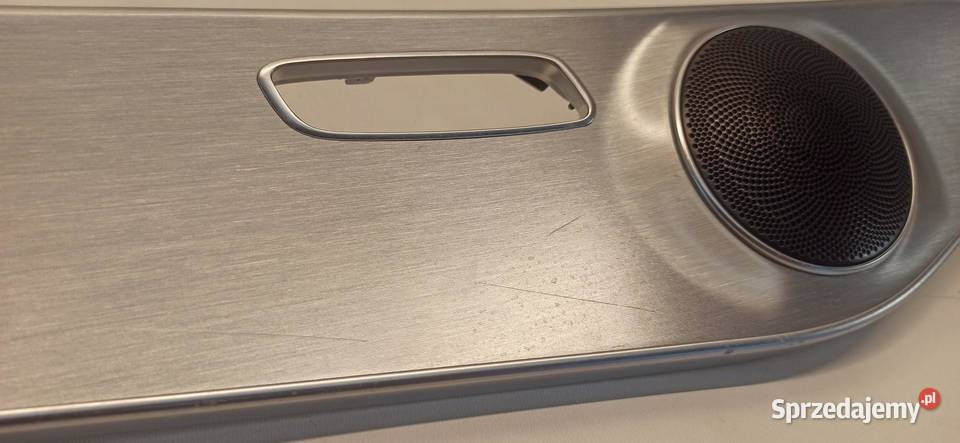 MERCEDES W205 LISTWA DEKOR DRZWI LEWY PRZÓD Drzwi dolnośląskie