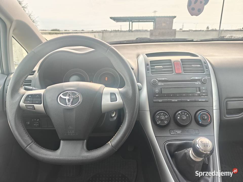 Toyota Auris świetna do jeżdzenia mieście Warszawa