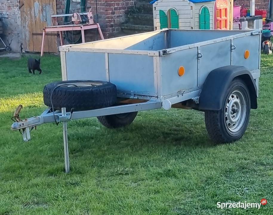 Przyczepka sam solidna konstrukcja Grabów nad Prosną