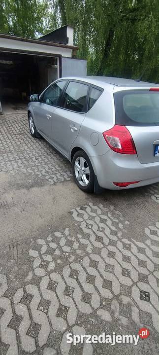 Kia Ceed 16 CRDi 2010 183 Garażowany Nowy