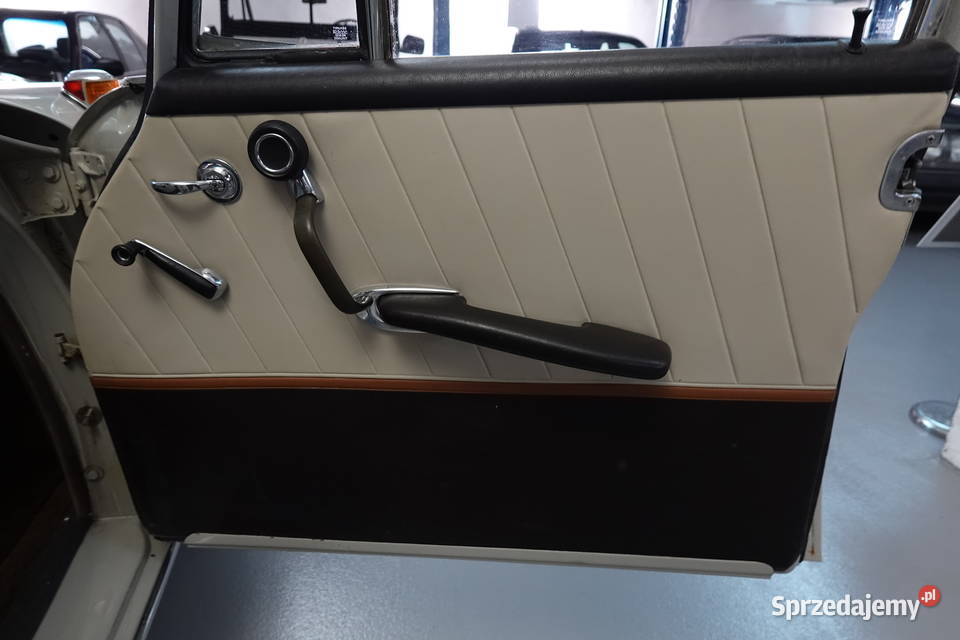 Mercedes 190C W110 z 1964 roku gruntownej Zgierz sprzedam